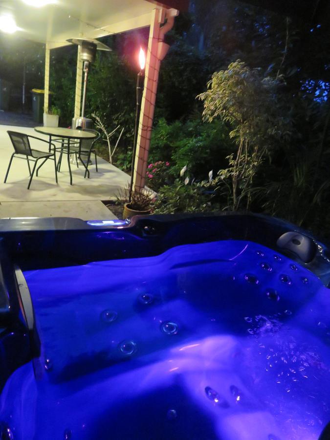 Shasta Place Apartamento Mount Tamborine Exterior foto